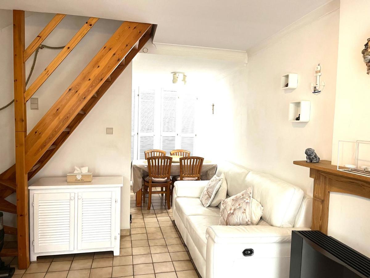 Chez' Elle Villa Blankenberge Bagian luar foto